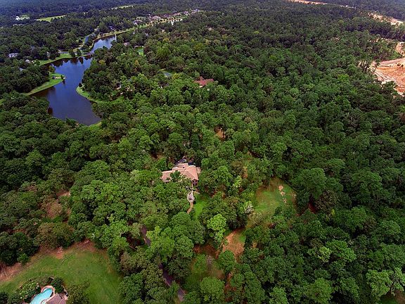 3rd image of 37502 Pinwood Ct