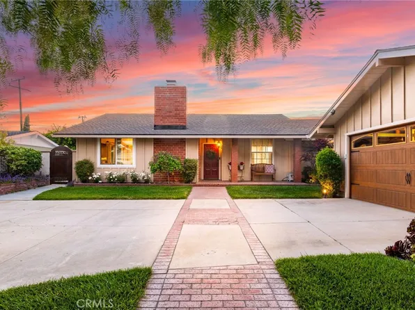 11571 Harrisburg Rd, Los Alamitos, CA 90720