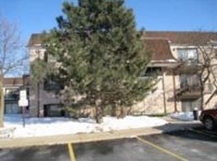 3325 Kirchoff Rd APT 3B, Rolling Meadows, IL 60008