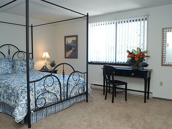 Witmer Road Apartments - Master Bedroom