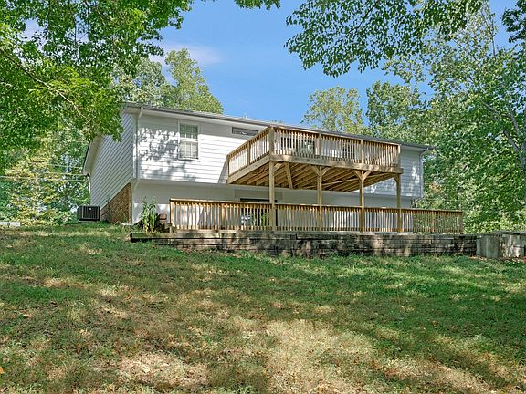 5th image of 1022 Red Fox Ln