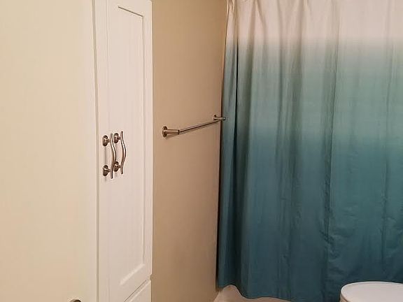 4th image of 2112 Lewis St