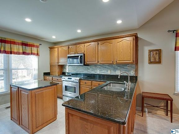 3rd image of 1669 Longleaf Dr NW