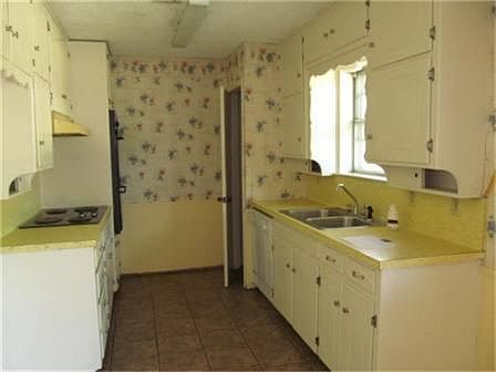 4th image of 2512 Shady Grove Dr