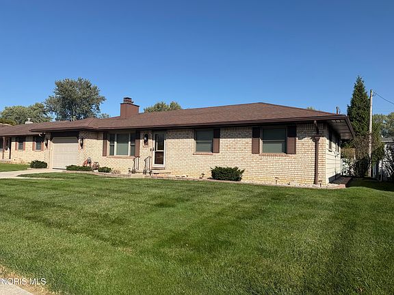 4th image of 64 Luella Ave