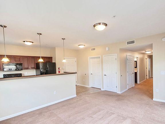 3rd image of 2549 E Eastgate Ln APT 204
