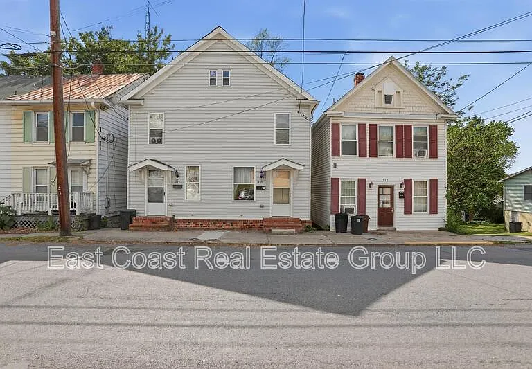 316 N High St — Photo 1