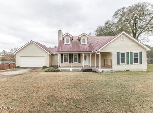 210 Lake Lillian Dr, Perry, GA 31069