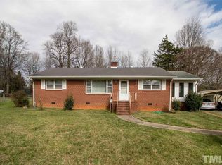 105 White Dr, Mebane, NC 27302