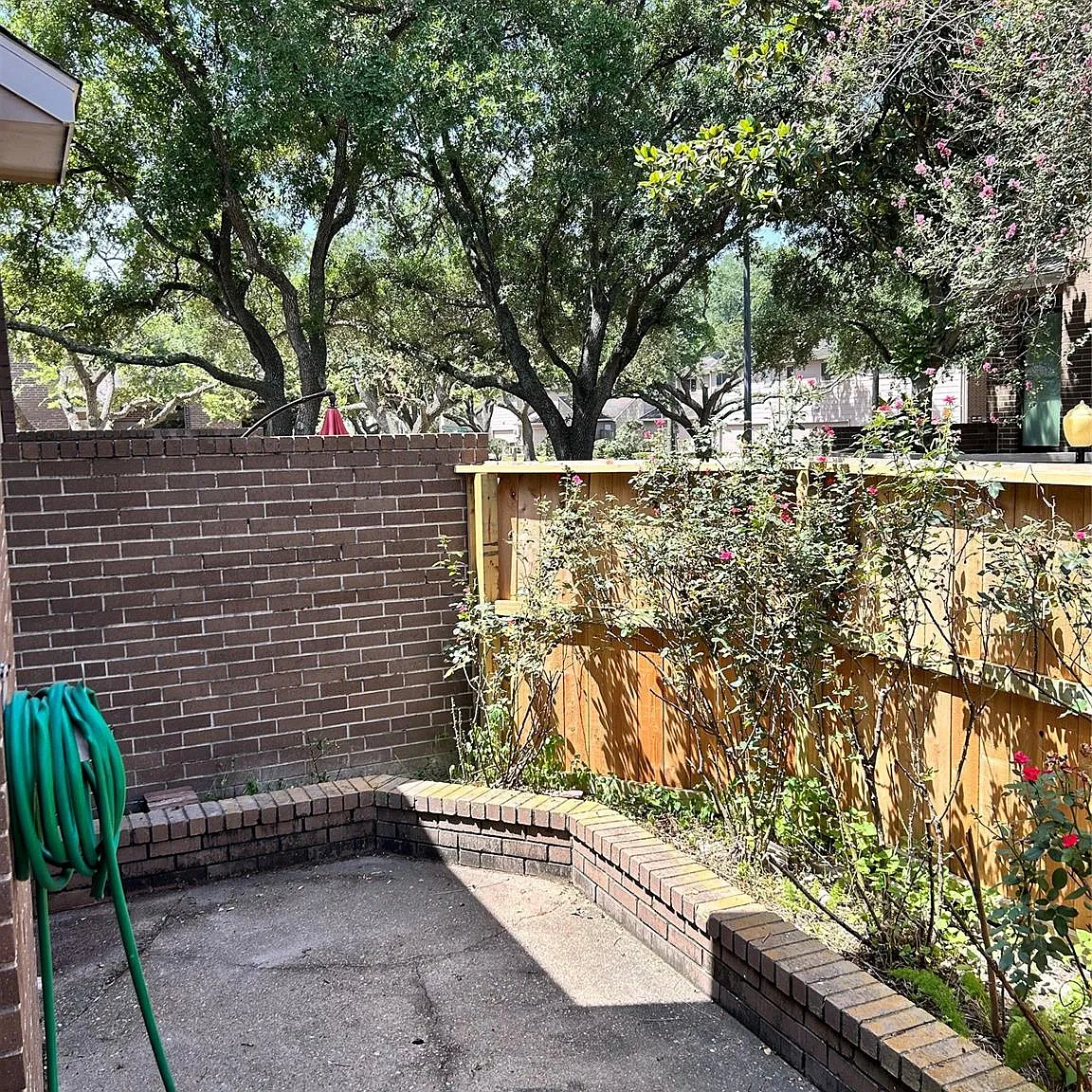 2 bed, 1.5 bath, 1254 sqft, $1,700 — Photo 3