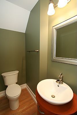 powder room