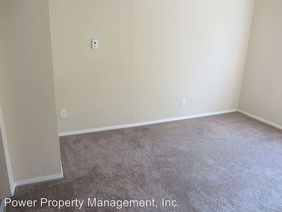 4th image of 10219 Darby Ave APT 3