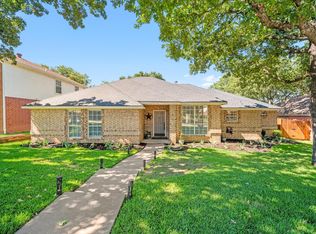 5600 Eagle Rock Rd, Arlington, TX 76017