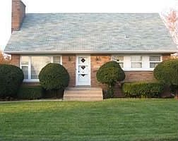 1st image of 2518 Marshall Pkwy