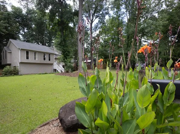 744 Starmist Ct NE, Kennesaw, GA 30144