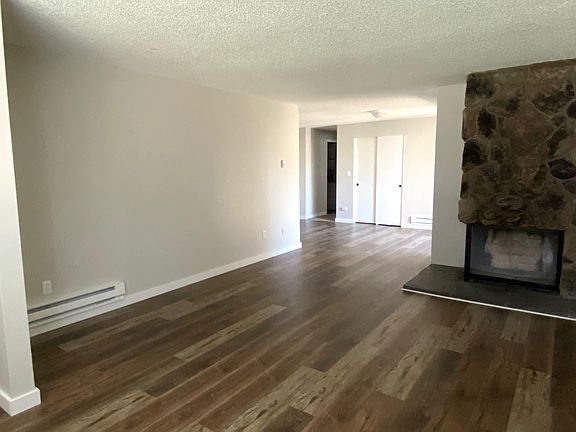 4th image of 1315 K St NE #1317