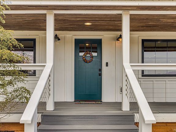 5th image of 5801 NE Abbey Rd