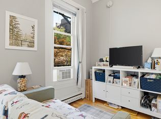 3 Saint Charles St APT 4, Boston, MA 02116
