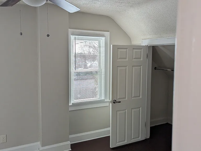 190 Nashoba Ave — Photo 13