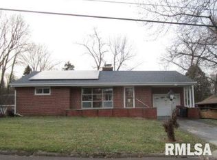 1405 Glendale Ave, Pekin, IL 61554