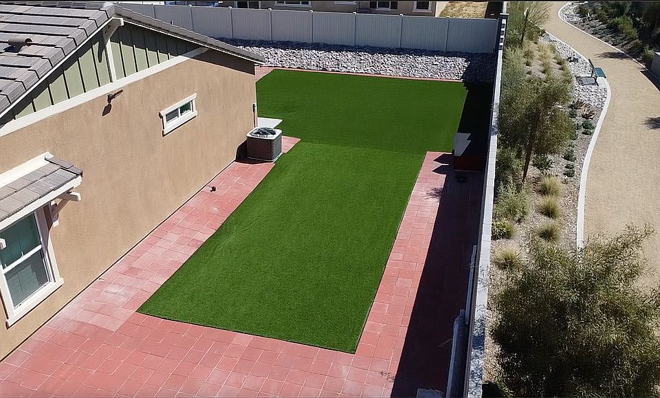 2nd image of 26524 Calle Los Robles