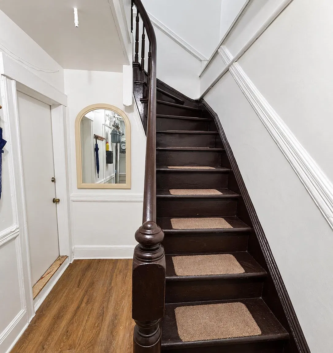 3 bed, 1.0 bath, $2,900 — Photo 3