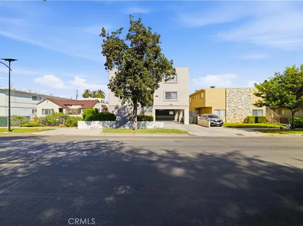 14839 Sylvan St, Van Nuys, CA 91411