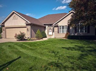 836 Foxbriar Ln, Goshen, IN 46526