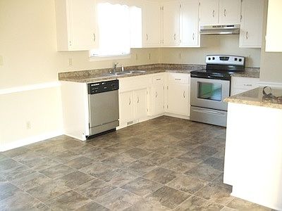3rd image of 3409 Mallard Dr