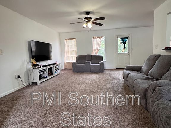2nd image of 134 Lacey Ln
