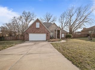 2603 SW 8th St, Gravette, AR 72712