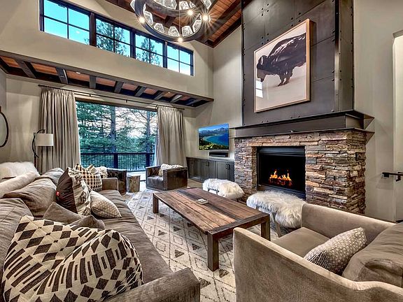 3rd image of 7770 Lahontan Dr