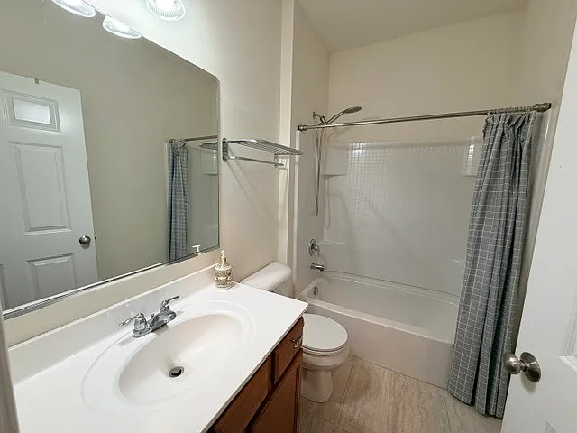 2542 Dunraven Ave #2542 — Photo 12