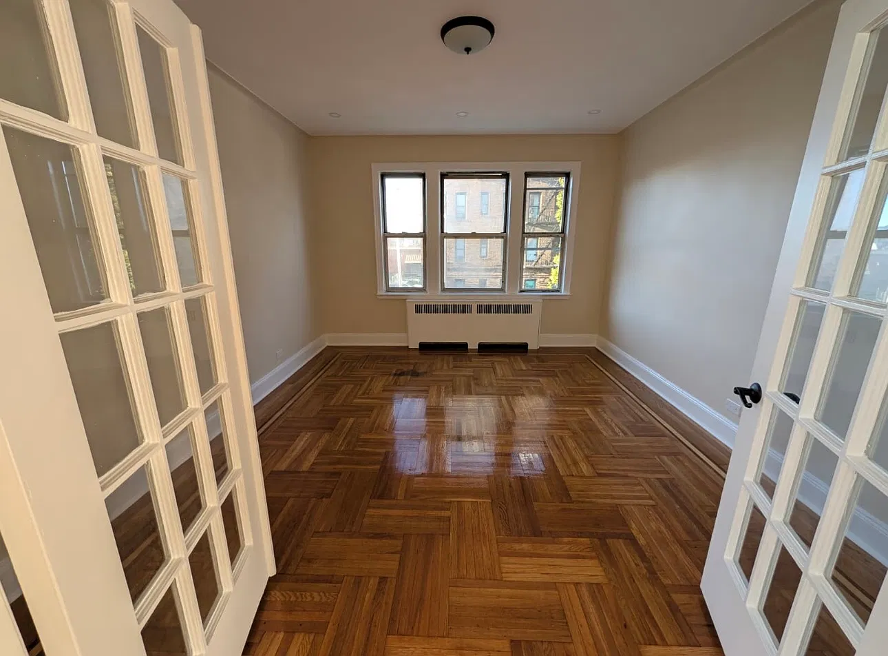 3 bed, $3,500 — Photo 4