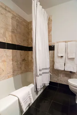 Rented by WAM Partners - William Moses Co. | media 76