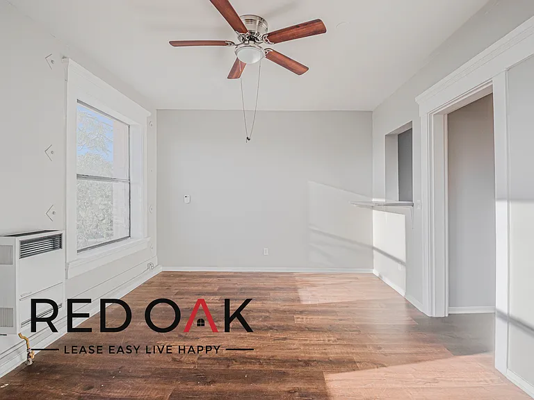 692 Valencia St #208 — Photo 10