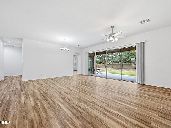 3rd image of 3306 N Mansfield Drive