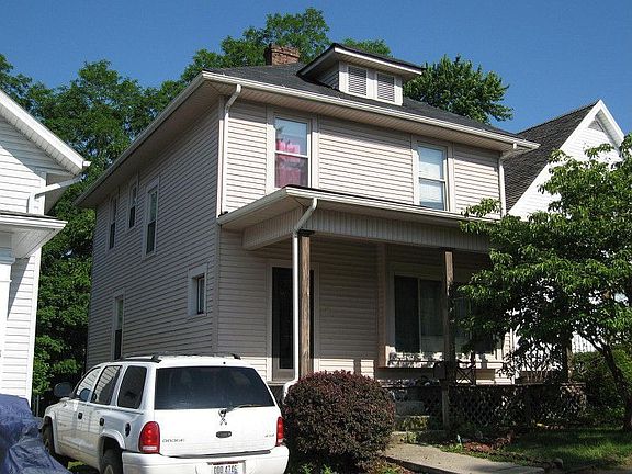 3rd image of 229 E St S
