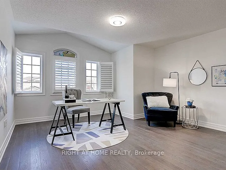 57 Bayswater Ave — Photo 27