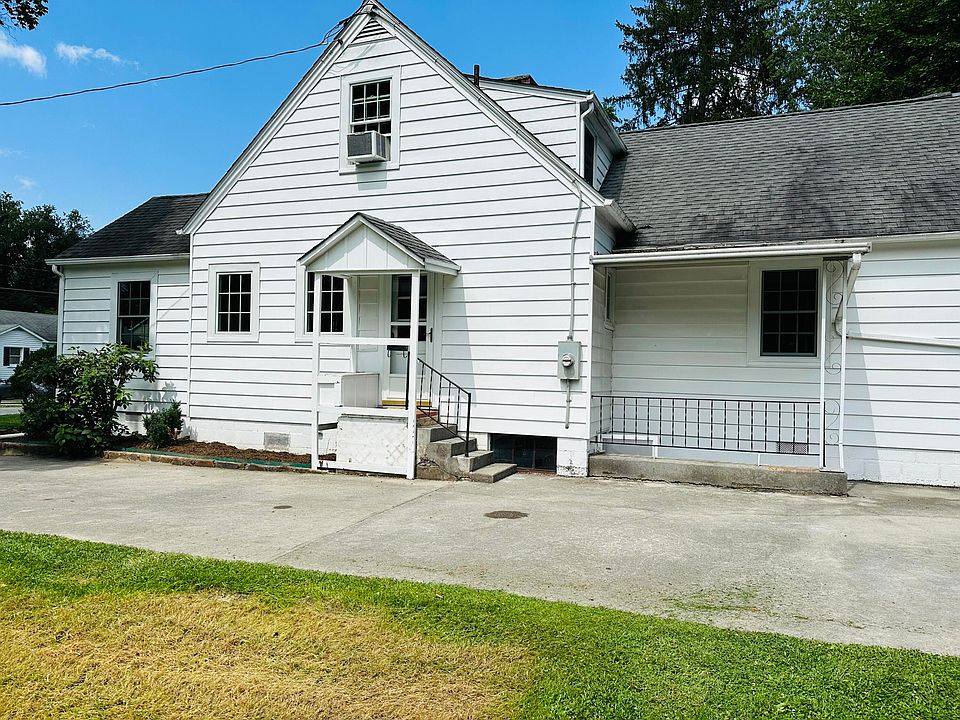 695 Lafayette St, Lewisburg, WV 24901 | Zillow