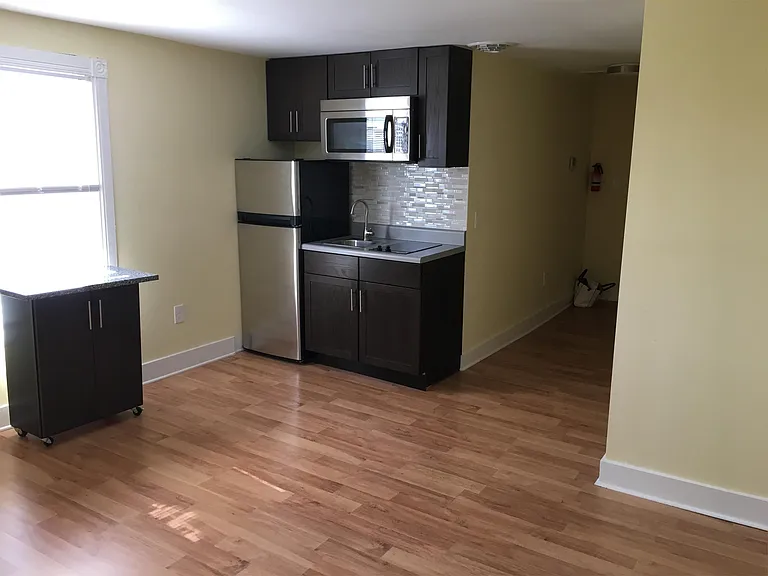 125 Wilder Ave #3 — Photo 2