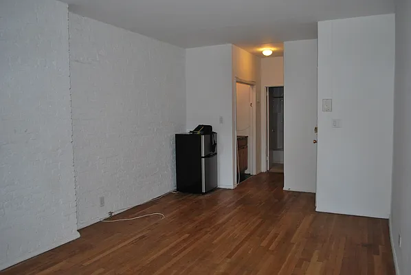 Rented by Keller Williams City Views Realty | media 8