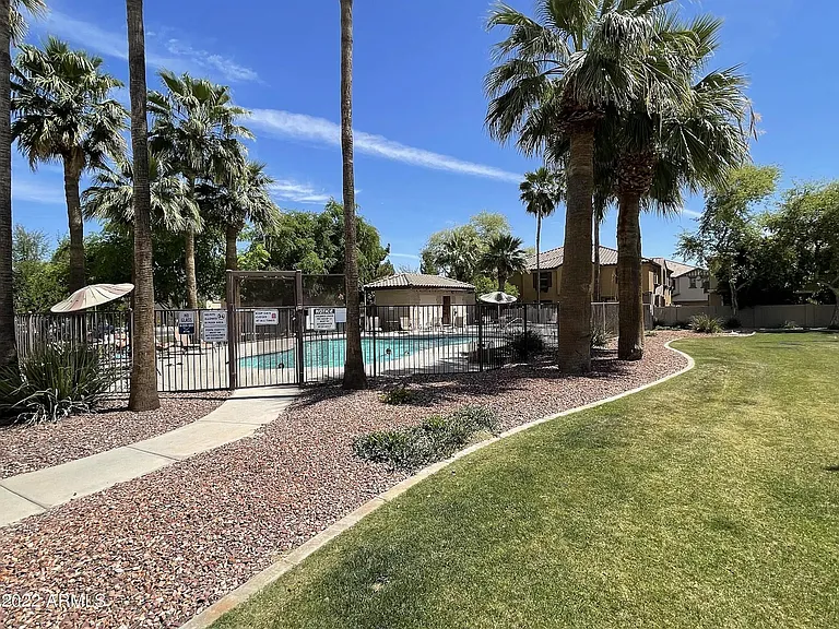 Right across the parking lot is the Community pool. Super close.