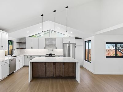 3128 Governor Dr, San Diego, CA, 92122