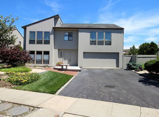 3639 Lorrie Dr, Oceanside, NY 11572
