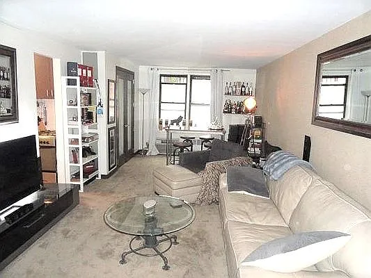 140 7th Ave APT 2A photo 1