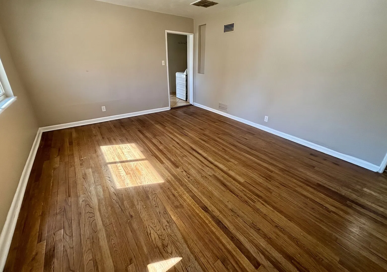 12th Ave Cottages #7205-A | 1 Month Free - Cozy 3-Bedroom Apartment In Lakewood! — Photo 3