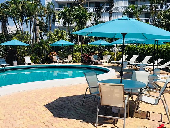 4th image of 2505 S Ocean Blvd #3020