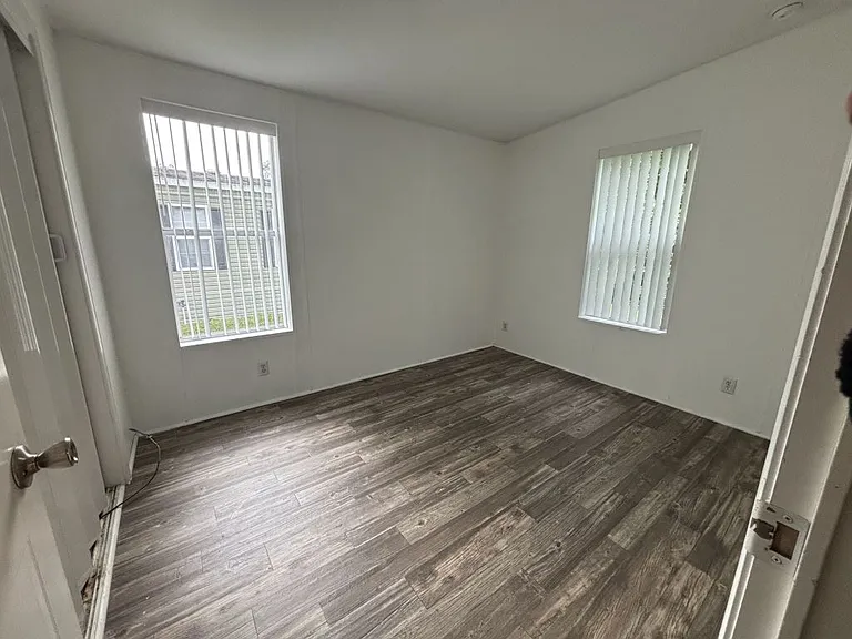 20 Glen Cove Ct #46 — Photo 6