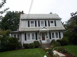 121 Belle Ave, Maywood, NJ 07607